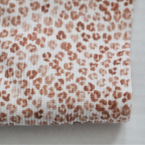 Tiny leopard print rib knit, .5 yard - Picture 2 of 3